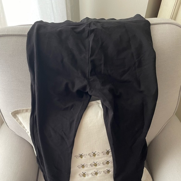 EUC Loft Maternity Skinny Pants - Picture 3 of 3